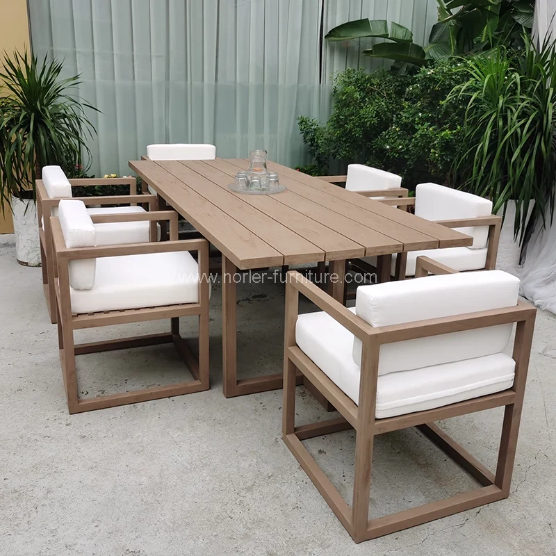 Açık tik ahşap set restoran yemek seti